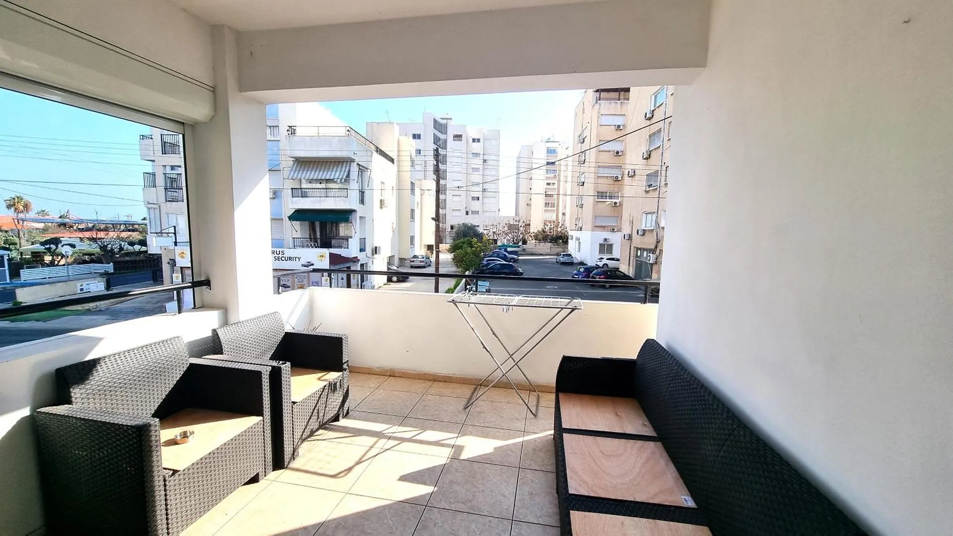 2 Beachside Apts, 5Min Walk To Shore With Internet Λάρνακα Διαμέρισμα