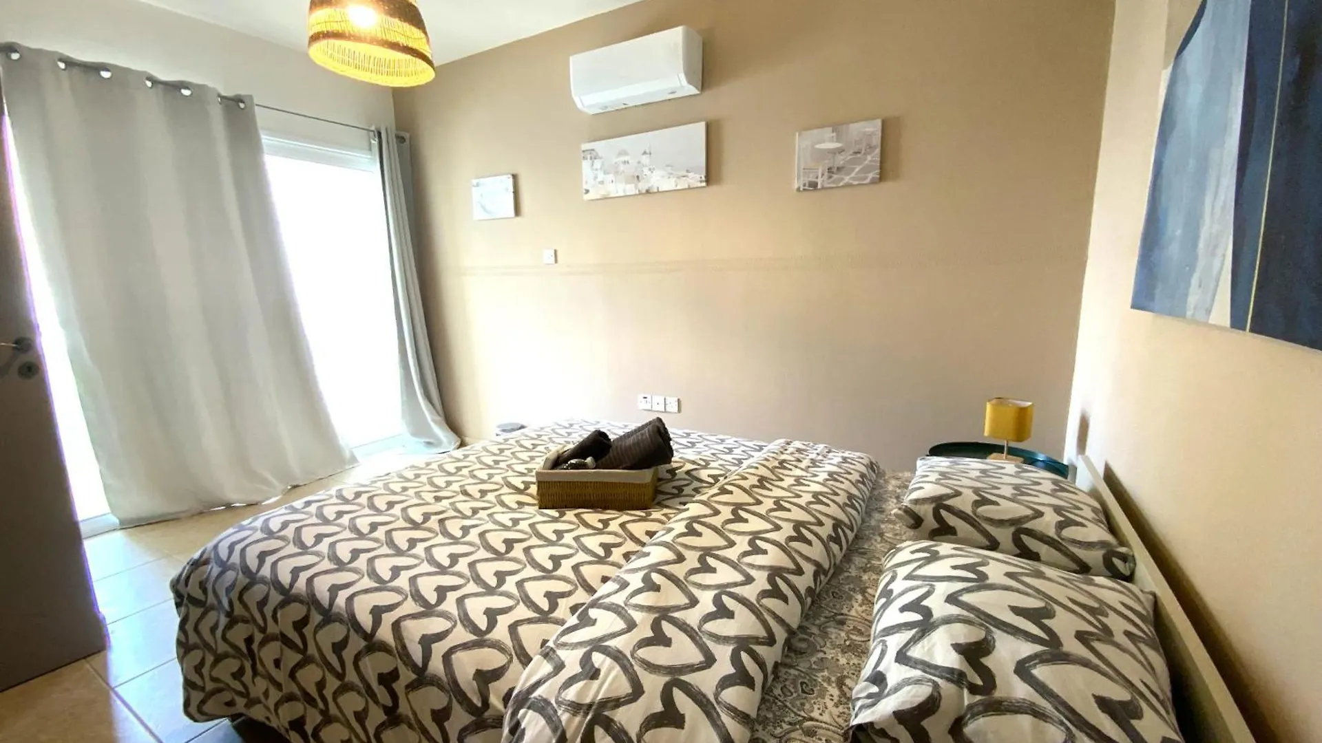 2 Beachside Apts, 5Min Walk To Shore With Internet Λάρνακα 0*,  Κύπρος