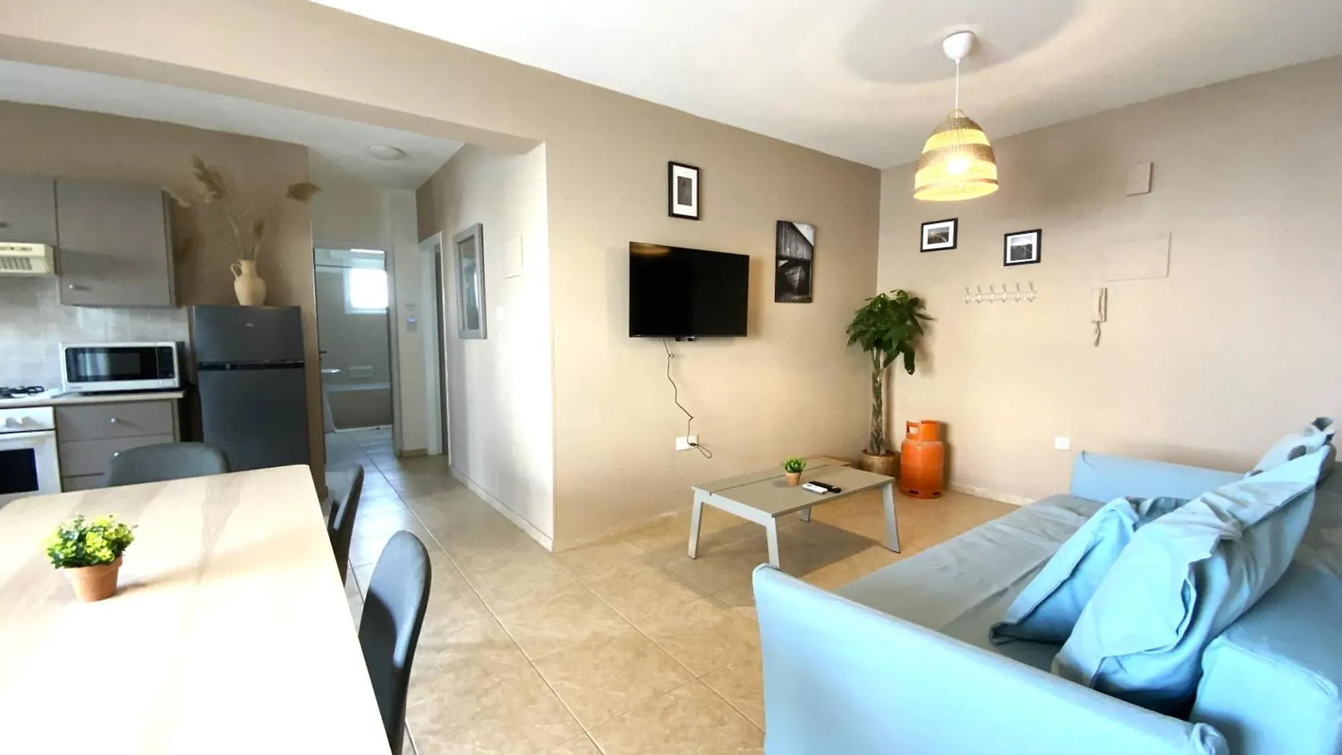 2 Beachside Apts, 5Min Walk To Shore With Internet Λάρνακα 0*,