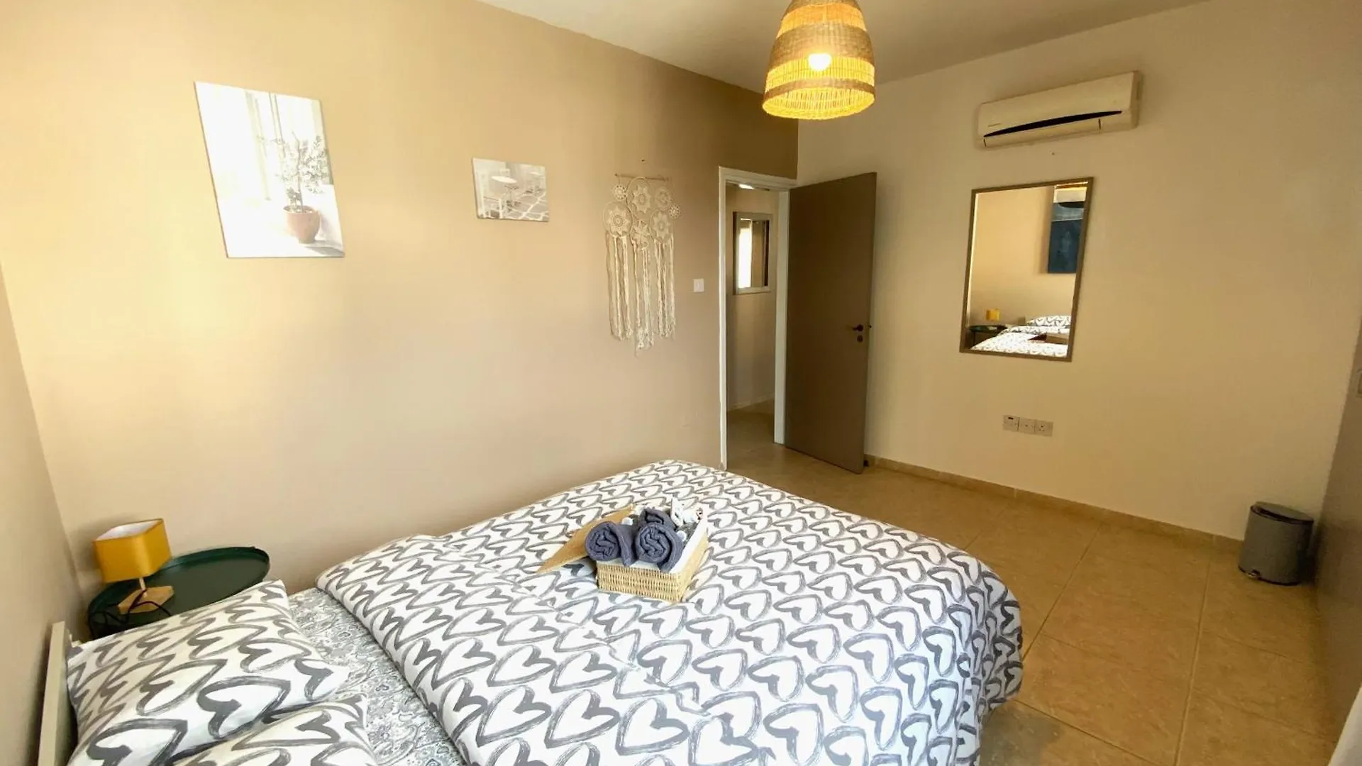 2 Beachside Apts, 5Min Walk To Shore With Internet Λάρνακα Διαμέρισμα